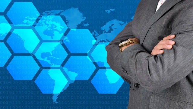 pochemu-crm-pervyy-shag-na-puti-k-cifrovoy-transformacii